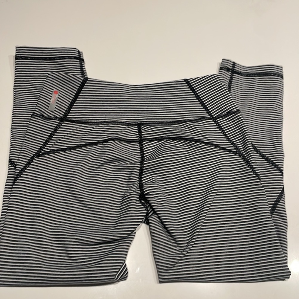 W XS striped Zella leggings